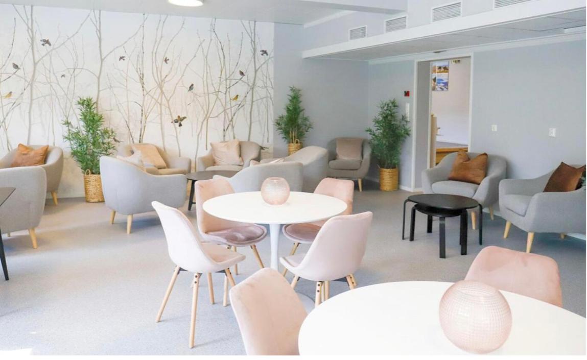 Husnes Sentrum Hotell מראה חיצוני תמונה