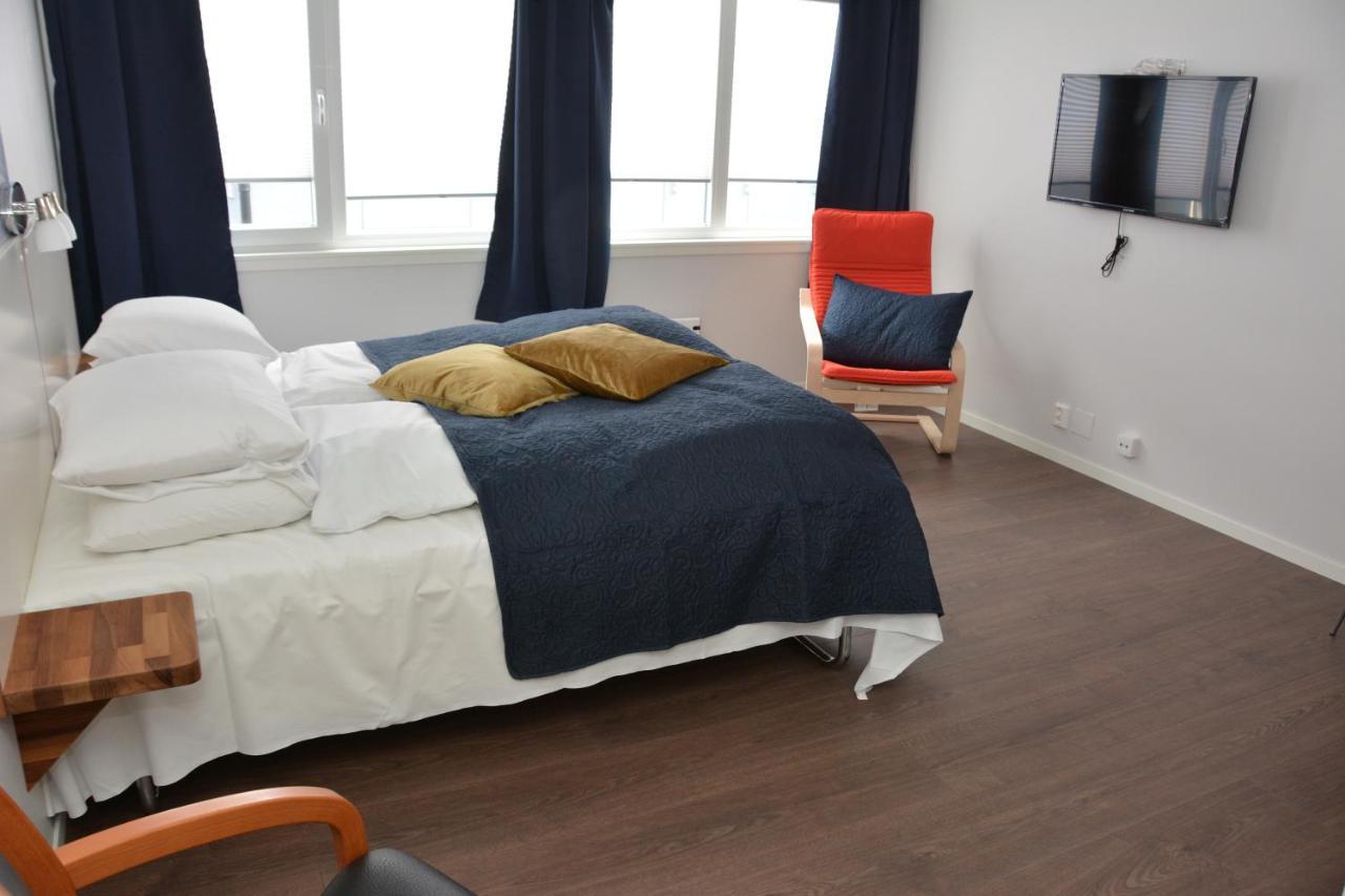 Husnes Sentrum Hotell מראה חיצוני תמונה